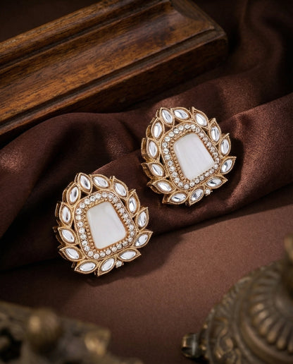 Ivory Amosie Premium Kundan Stud Earrings