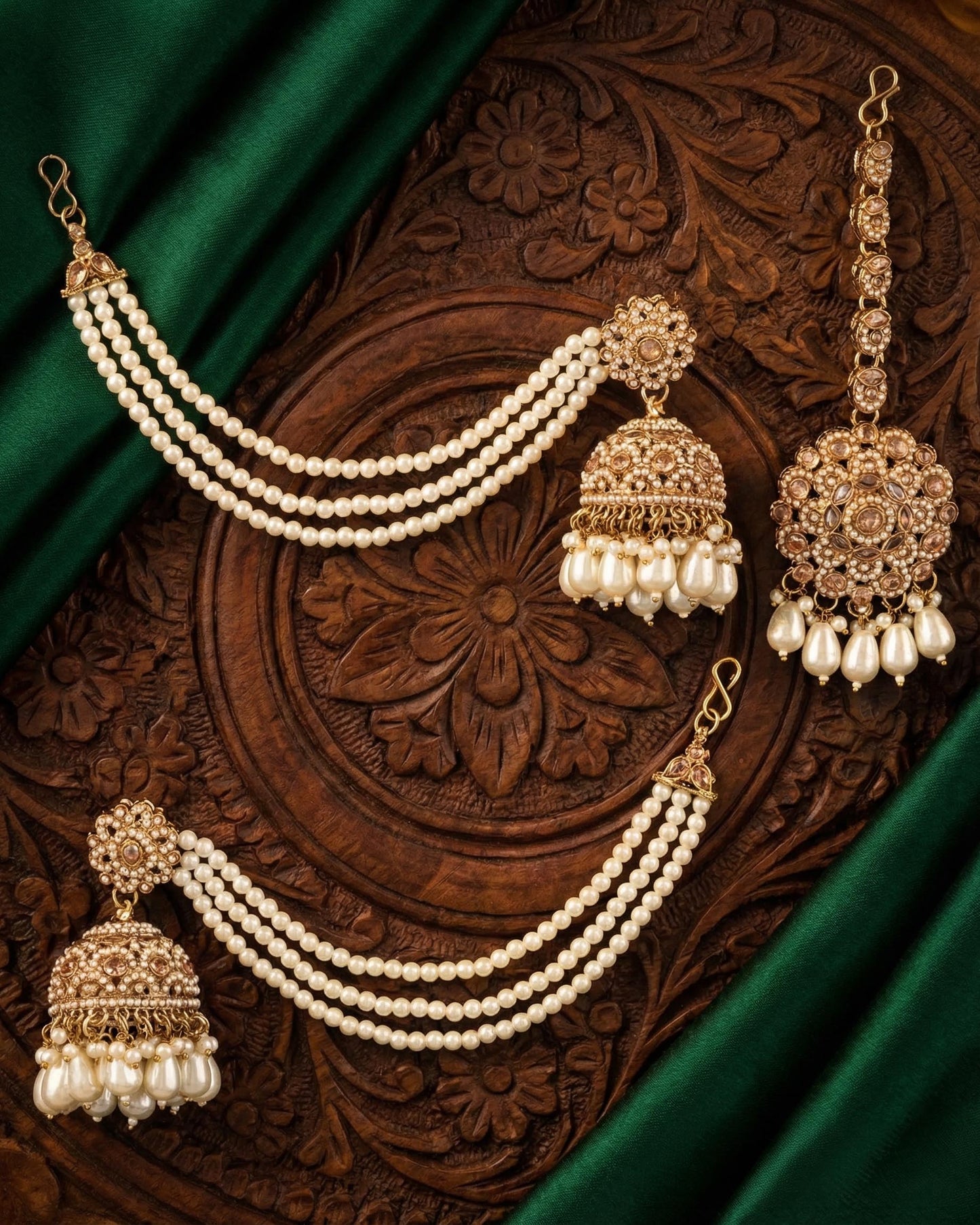 Pearl Aarika Punjabi Teeka Earring Set
