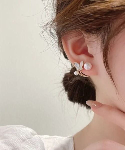 Pearl Butterfly Cuff Korean Quirky Earring