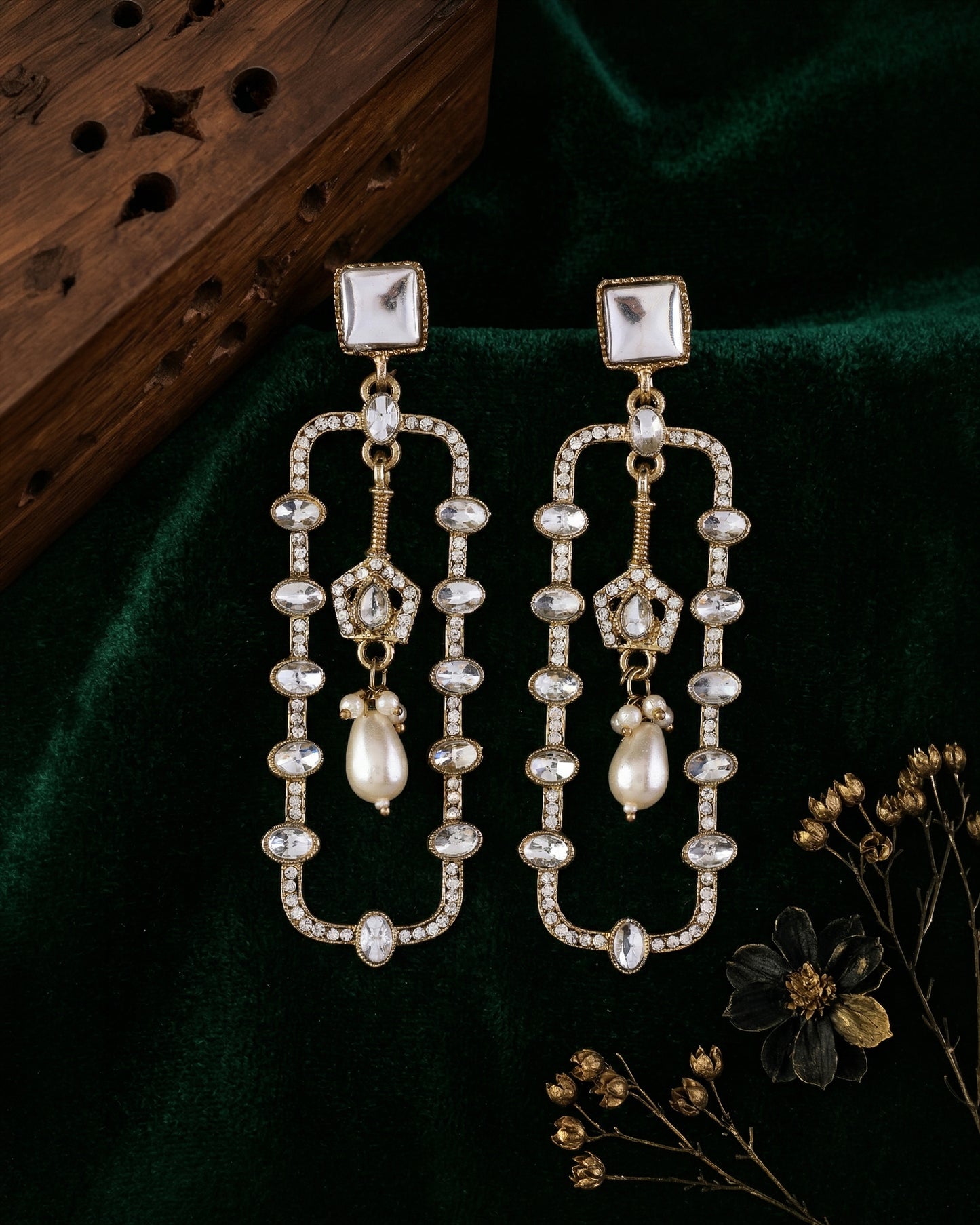 Silver Tenille Premium Designer Zircone Kundan Earring