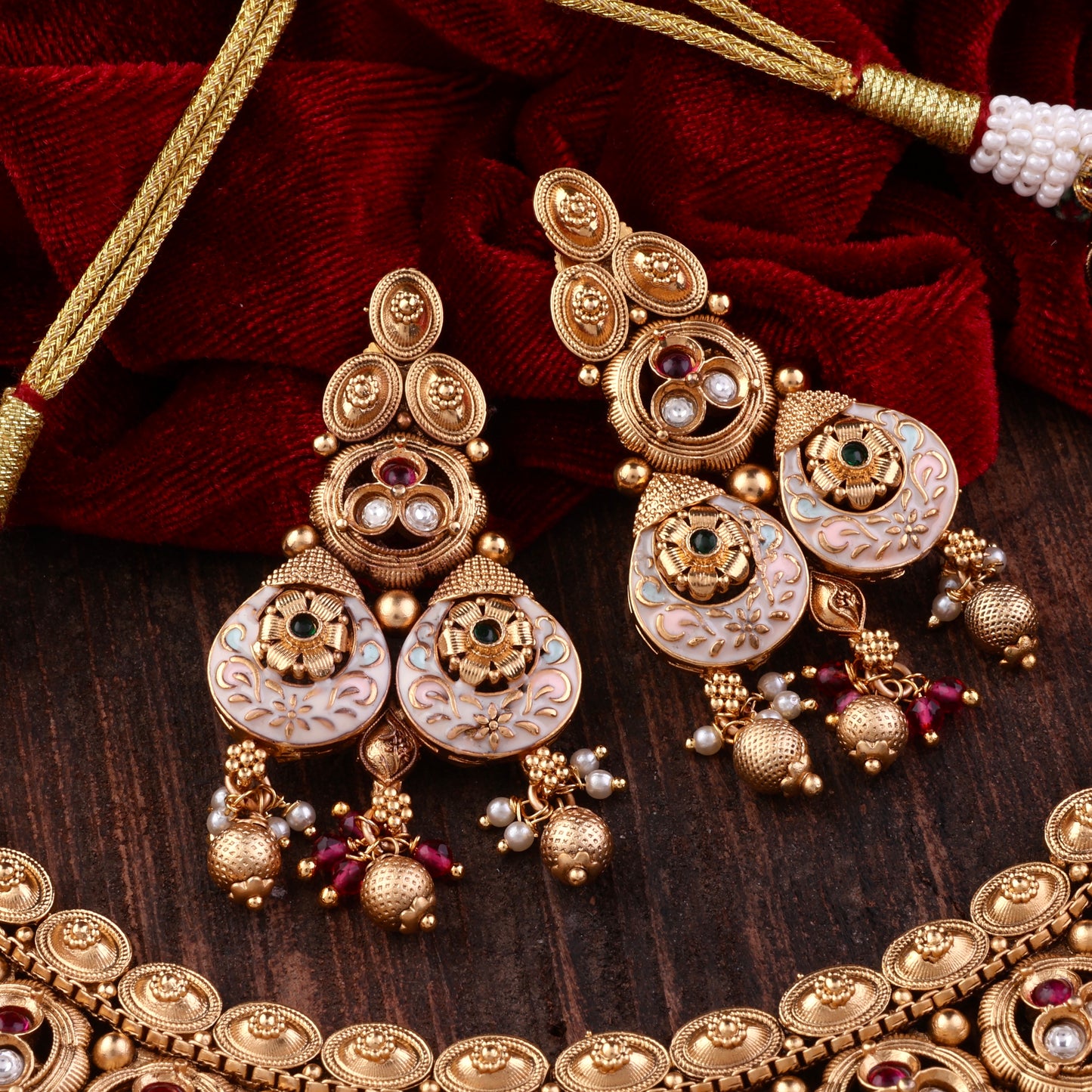 Sumithra Rajwada Semi Bridal Statement Necklace Set with Earring and Teeka