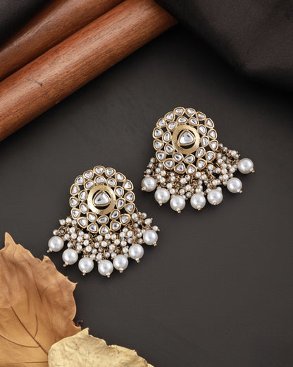 Nayab Pearl Earring