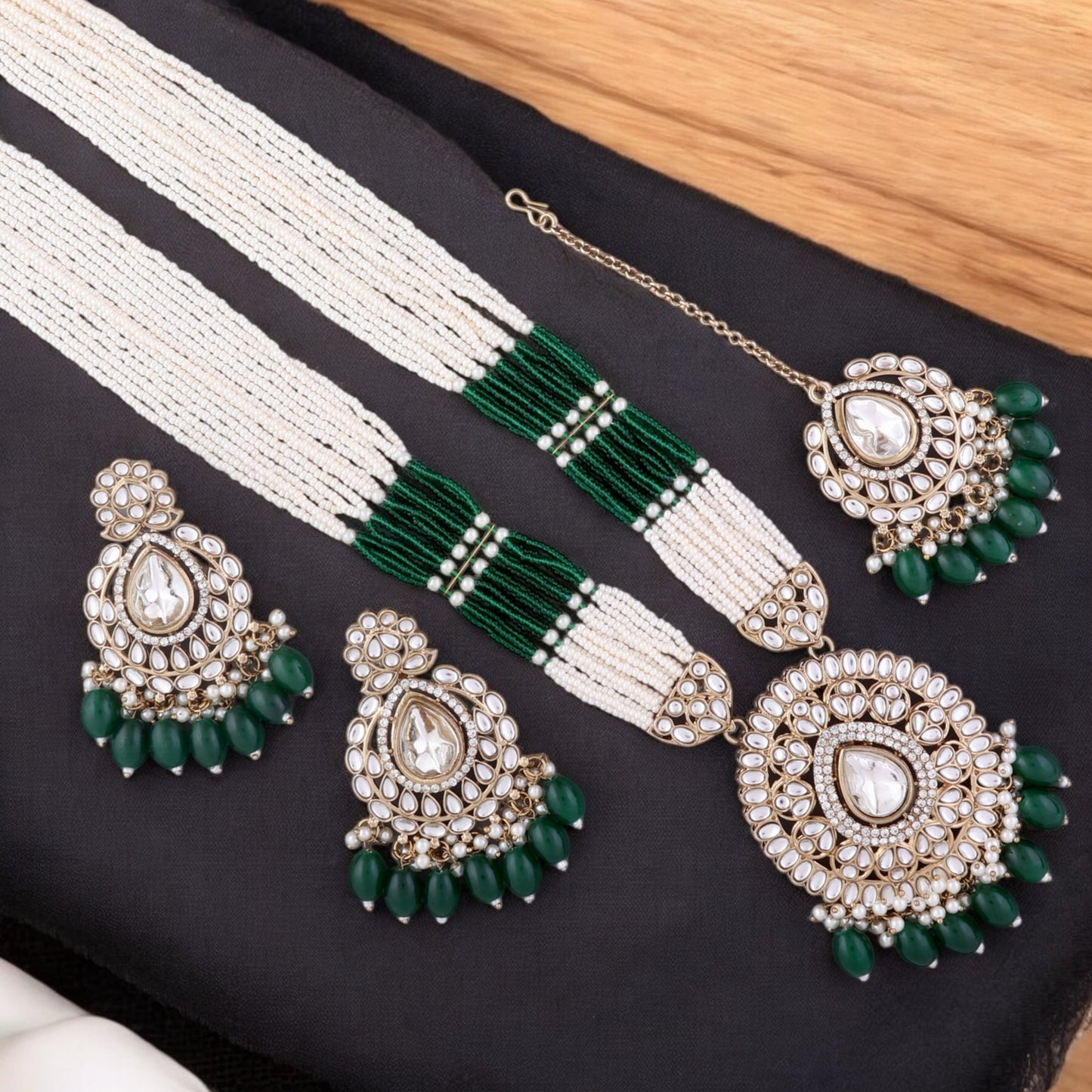 Green Harnoor Premium Long Necklace with Earring and Mangteeka