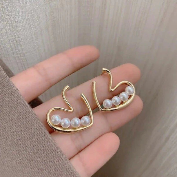 Pearl Heart Love Korean Quirky Earring