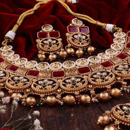 Ekantika Rajwada Necklace Set with Earring and Teeka