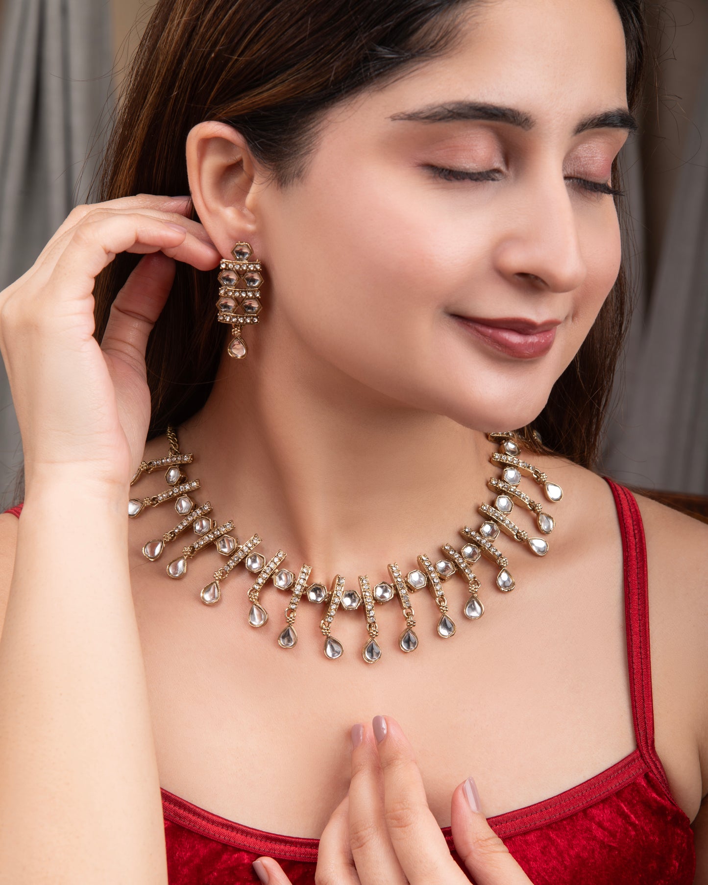 Adhira Indo Western Necklace With Earrings