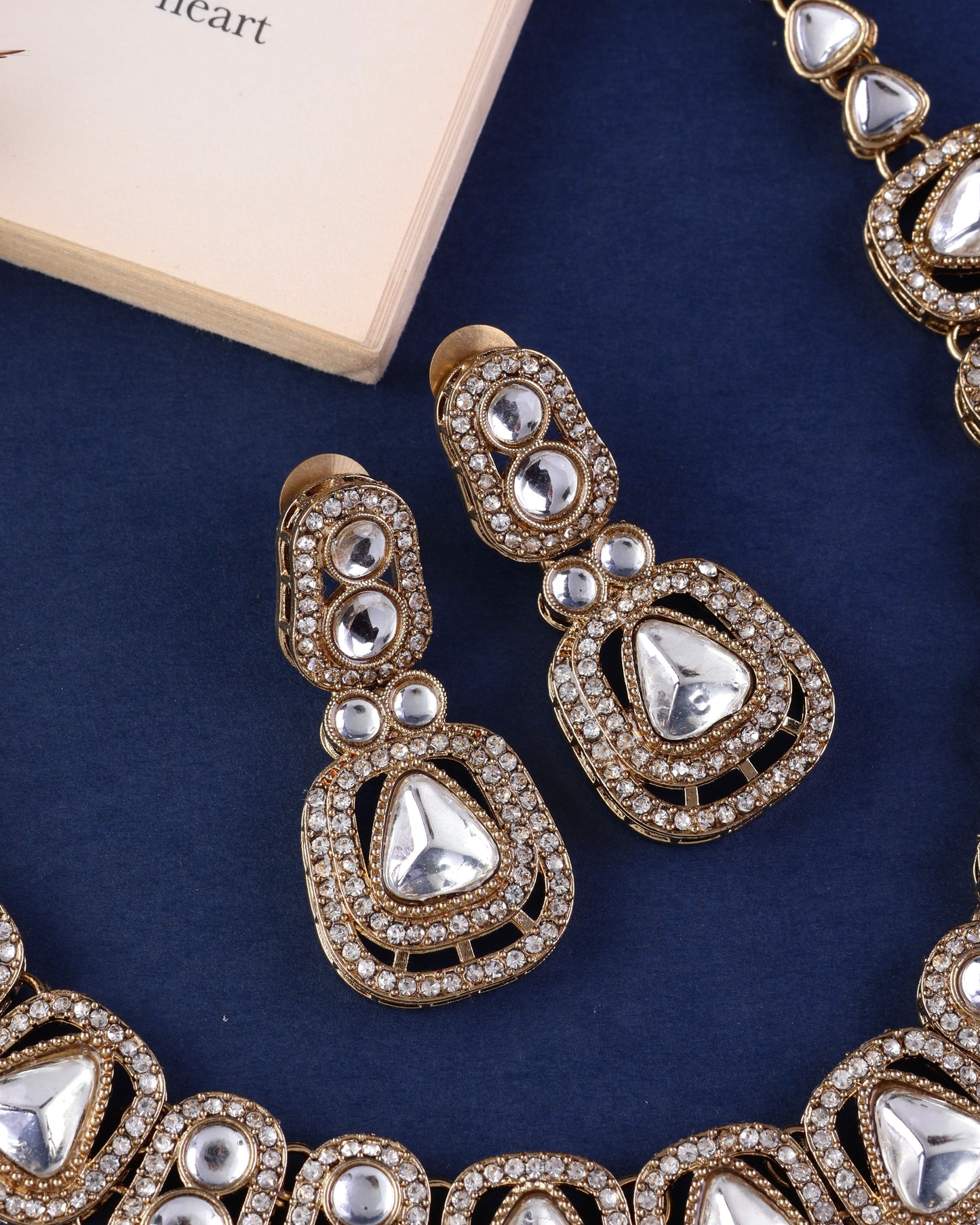 Silver Zorawar Premium Polki Dupe Necklace with Earring and Teeka