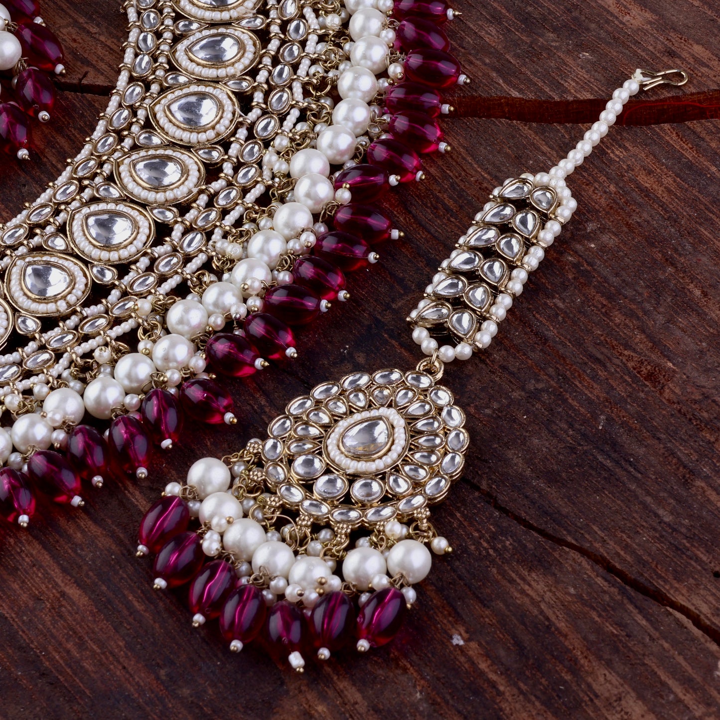 Plum Zaiba Necklace