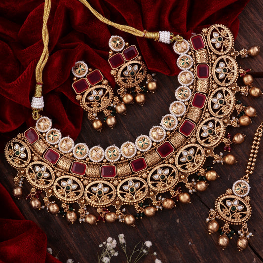 Ekantika Rajwada Semi Bridal Statement Necklace Set with Earring and Teeka