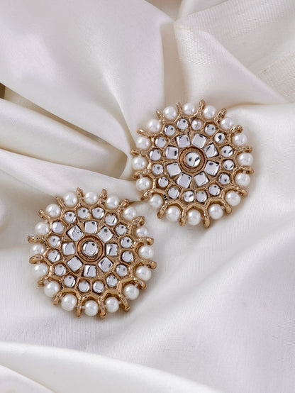 Guneet Stud Earring