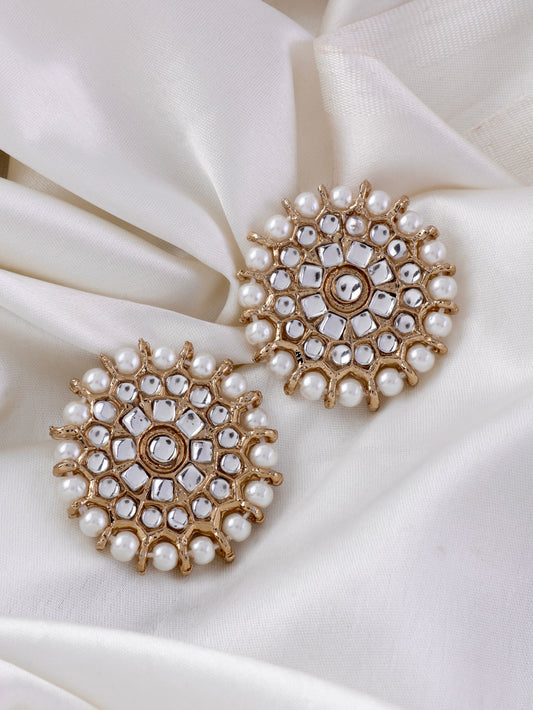 Guneet Stud Earring