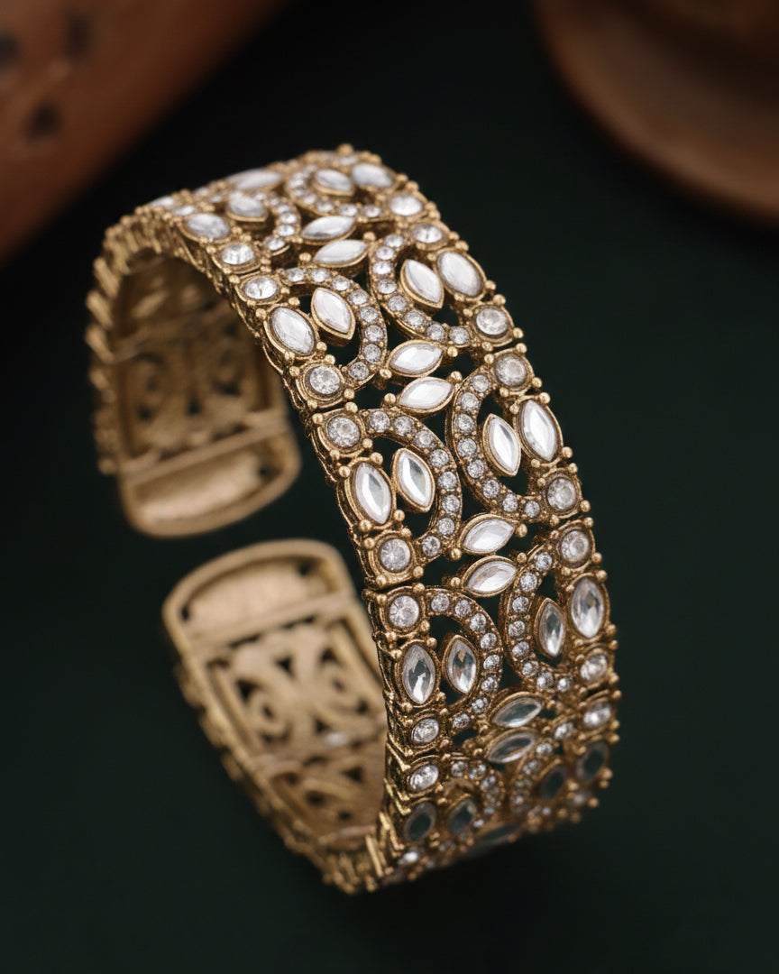 Nivedita Kundan Kada - Openable