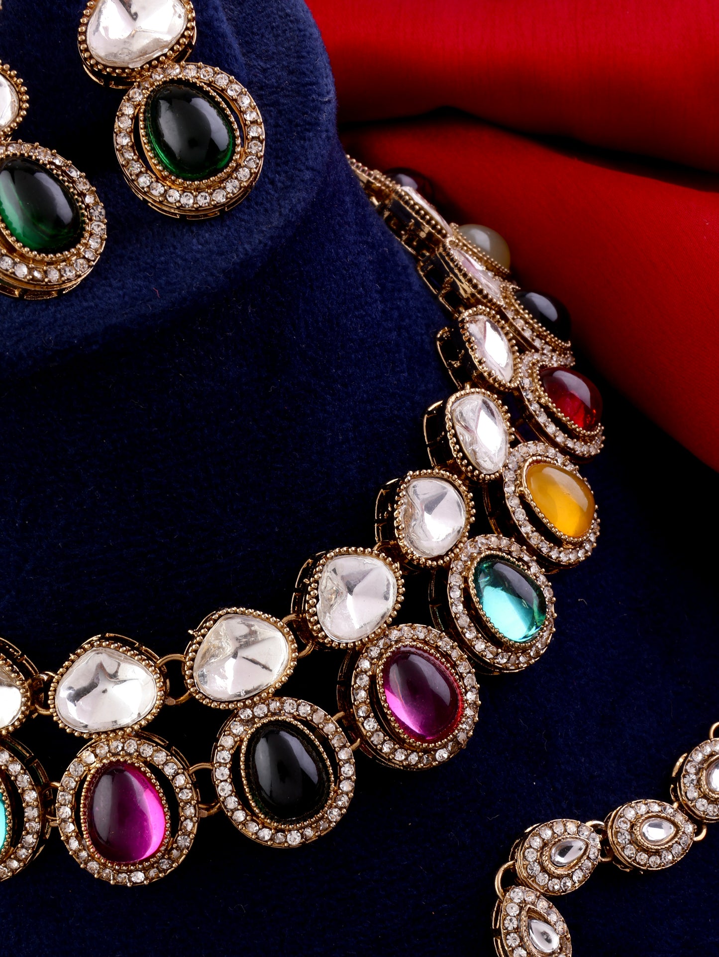 Multi Arshiya Necklace With Earrings