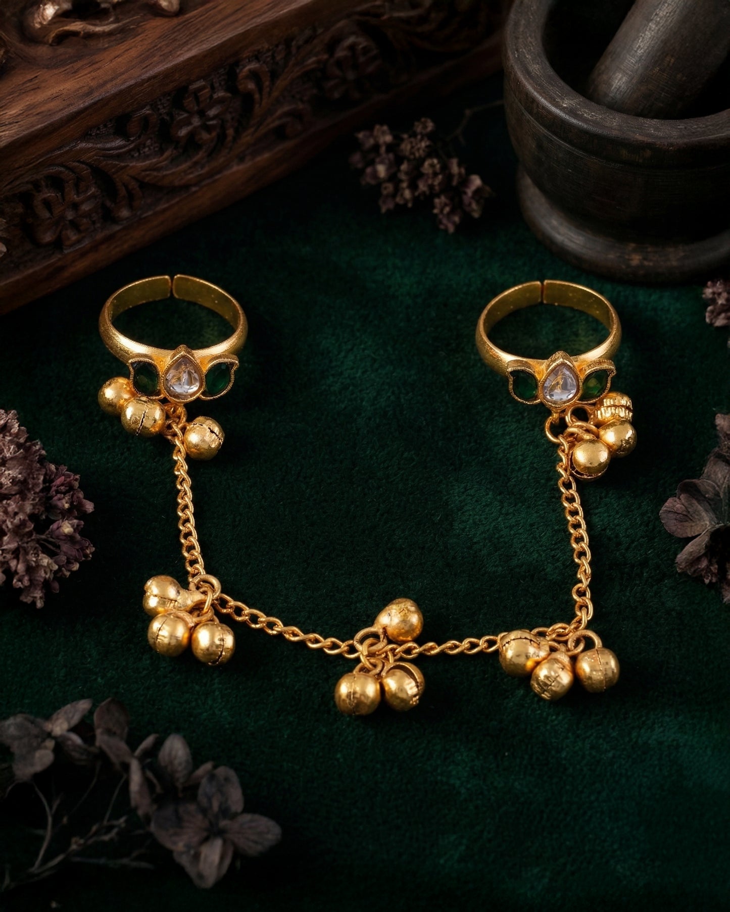 Green Mukta Brass HaathPhool Ring