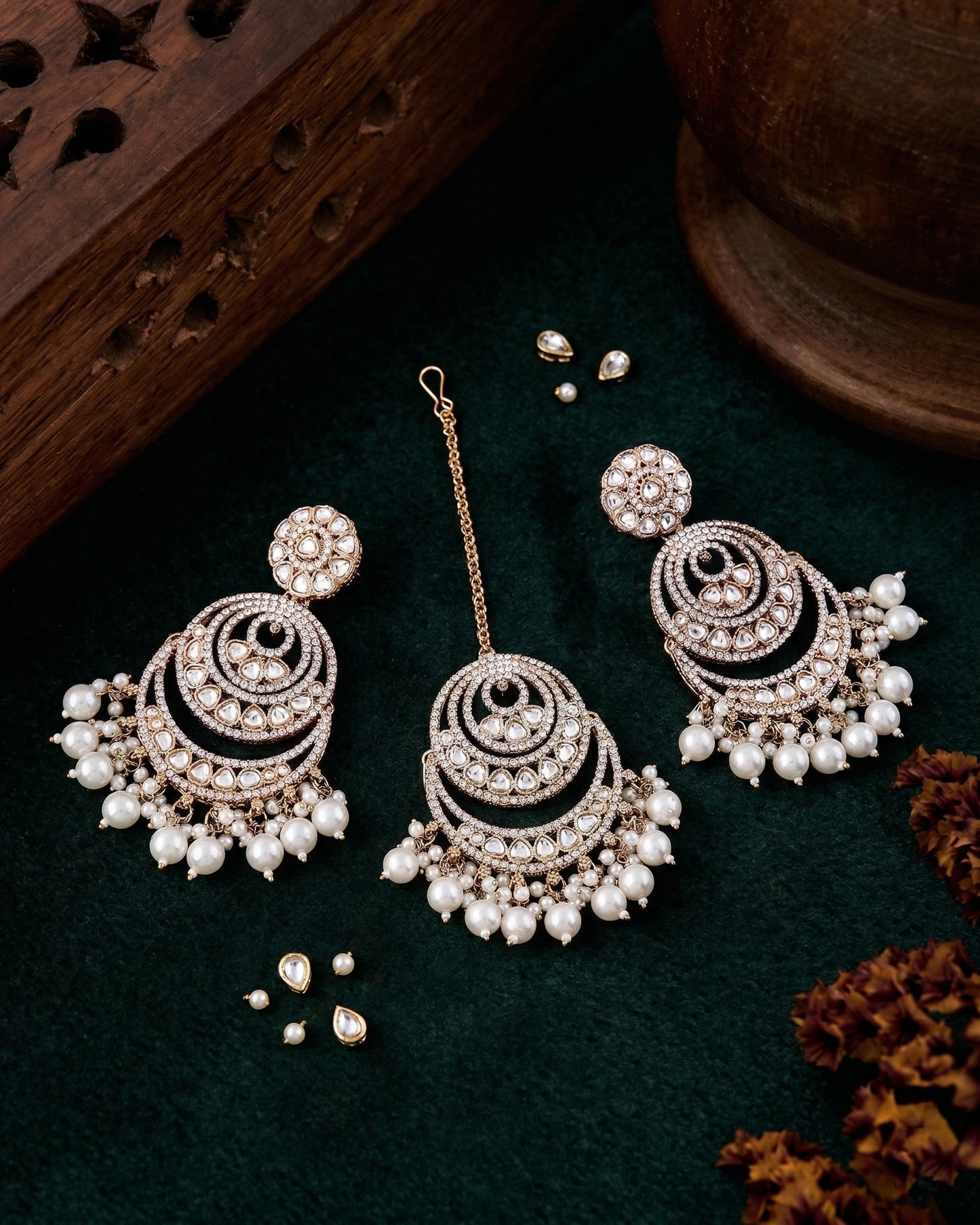 Pratistha Teeka-Earring Combo