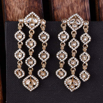 Kunika Zircone Earring