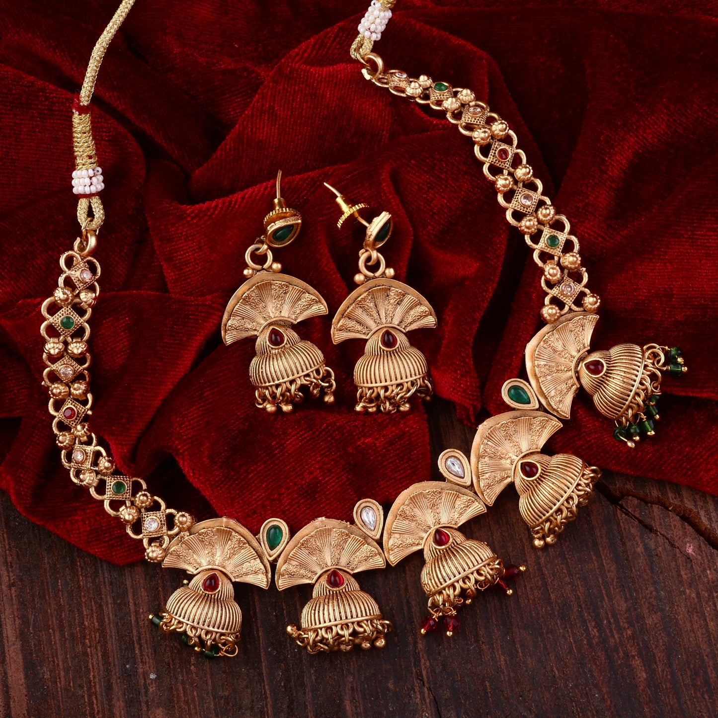 Mugdha Rajwada Necklace Set with Earring