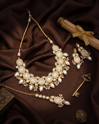 Ivory Vridha Premium Monalisa Necklace Set