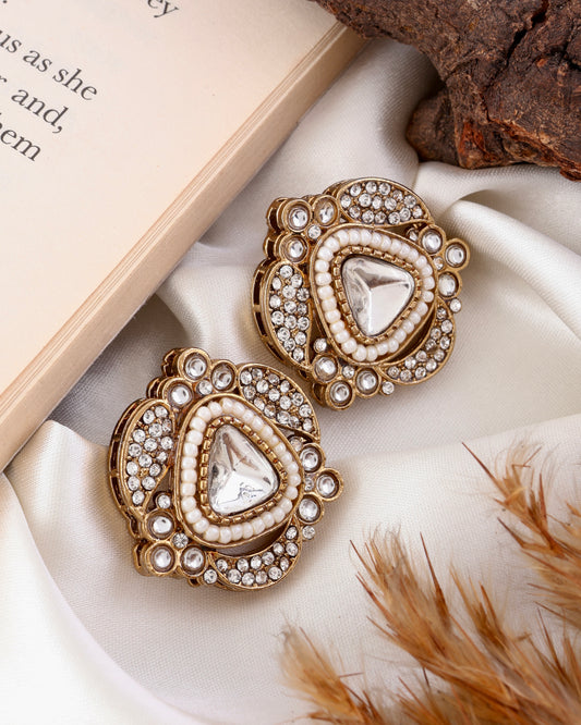 White Ishveer Premium Stud Earring