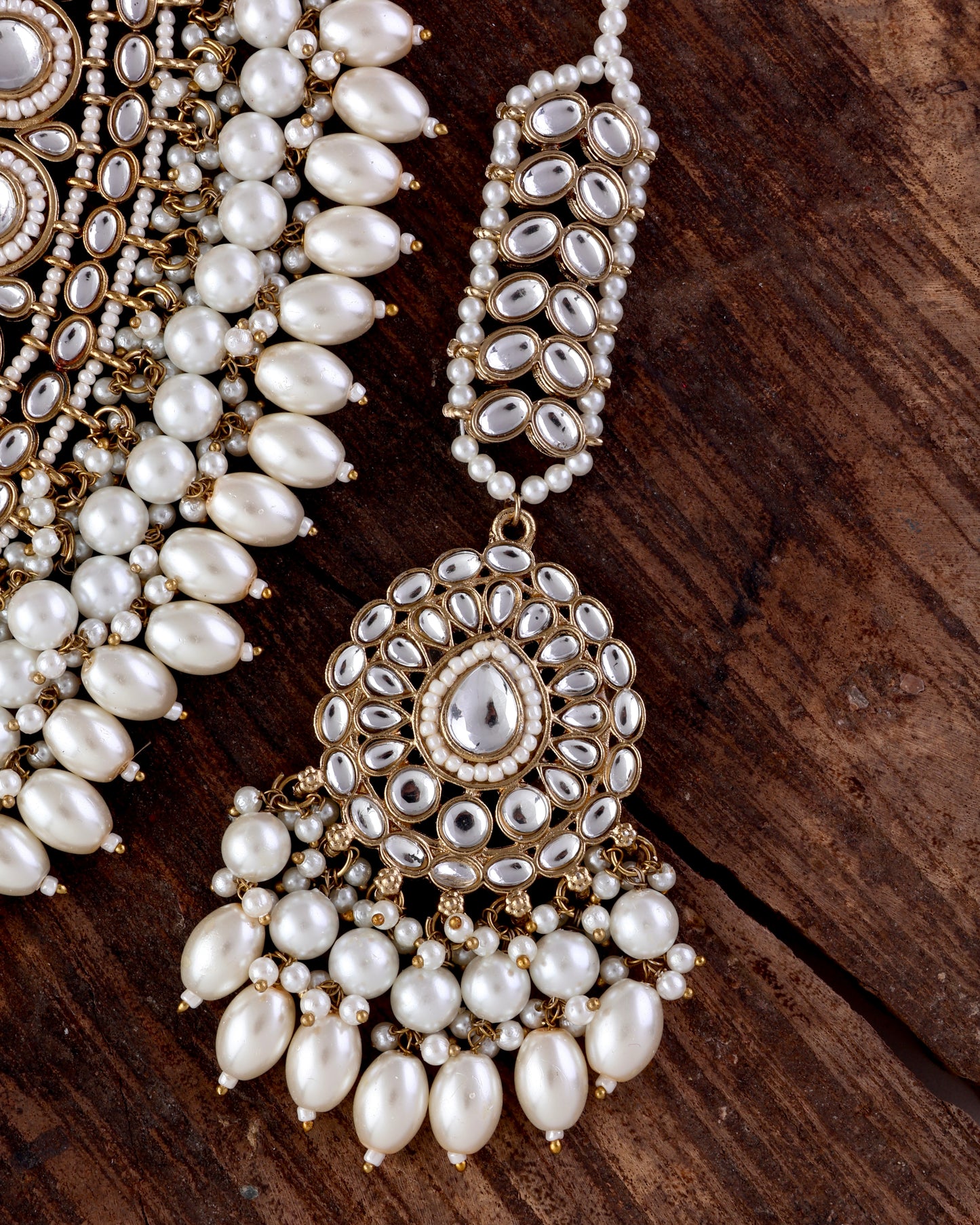 Pearl Zaiba Necklace