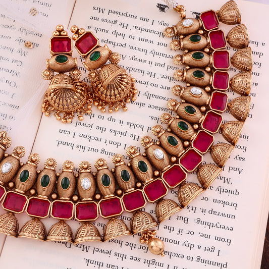 Bhavashree Premium Rajwada Necklace Set with Jhumki Earring