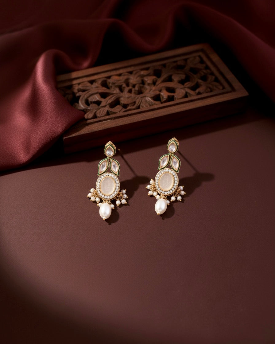 Ivory Vridha Premium Monalisa Necklace Set