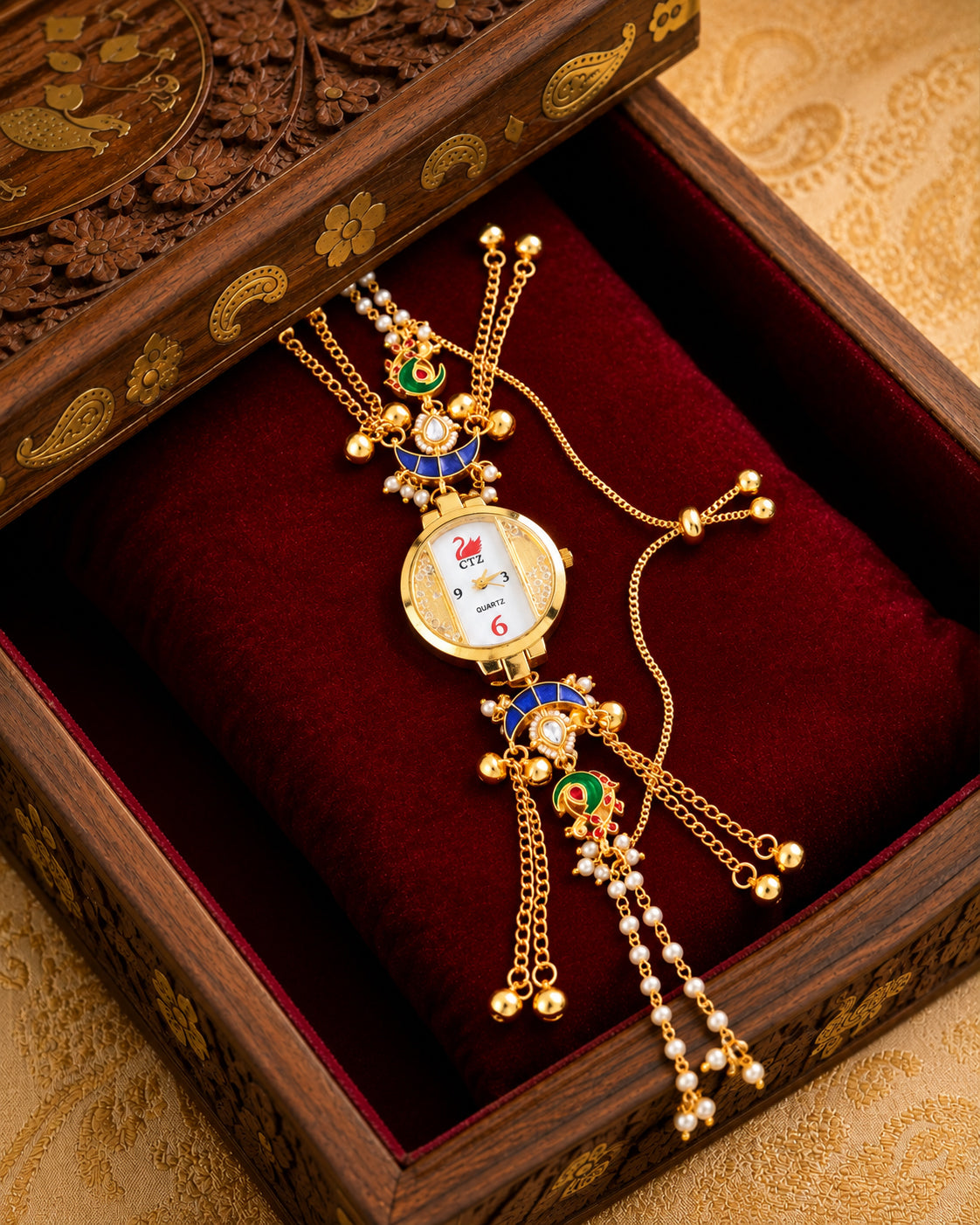 Dhriti Heritage Women Dial Embellished Ethnic Analogue Bracelet Watch