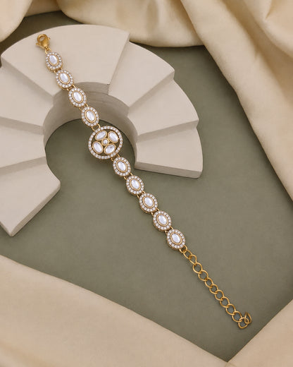 Aashvi Indo Western Bracelet