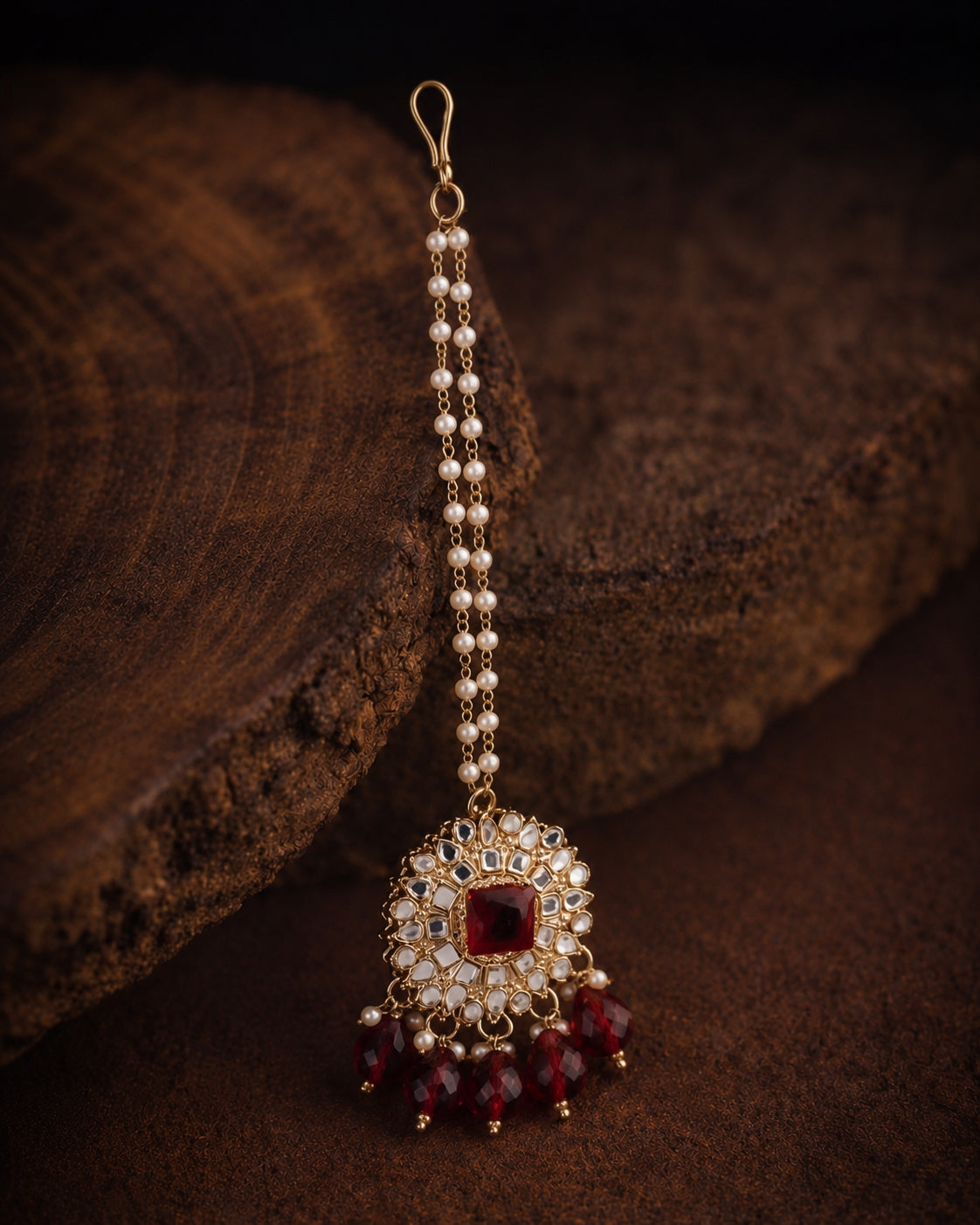 Red Avreet Mirror Mangteeka