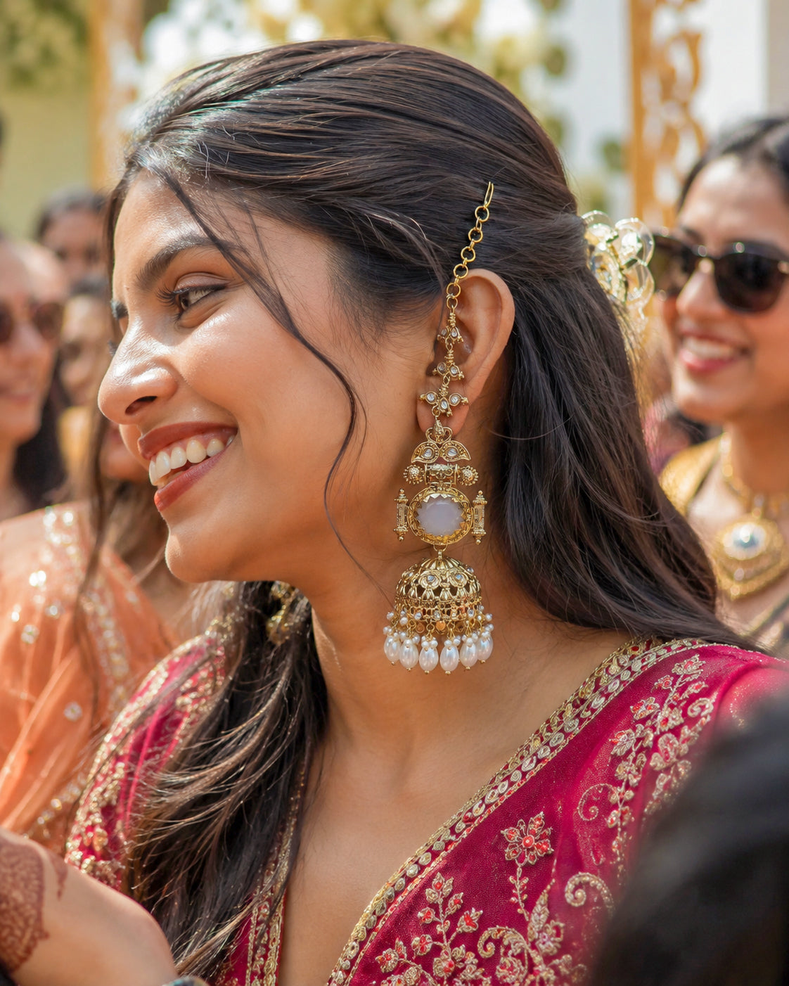 Ivory Mrigakshi Jhumka Earring With Sahara