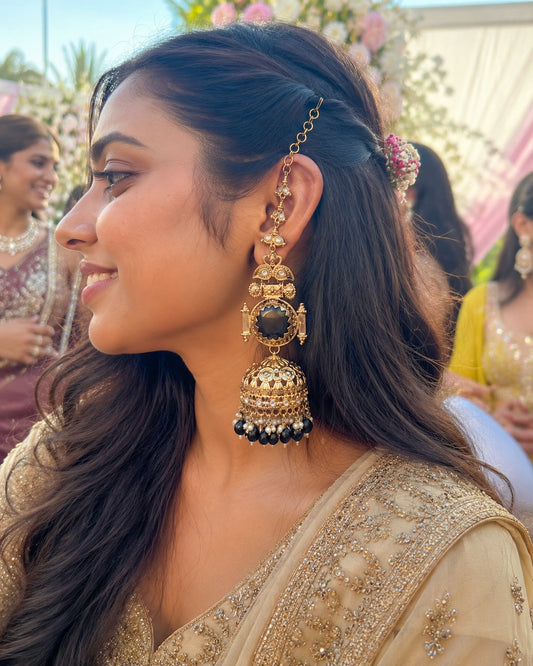 Black Mrigakshi Jhumka Earring With Sahara