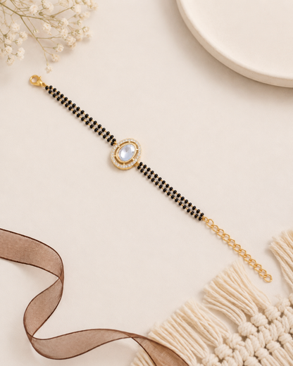 Lakshita Hand Mangalsutra