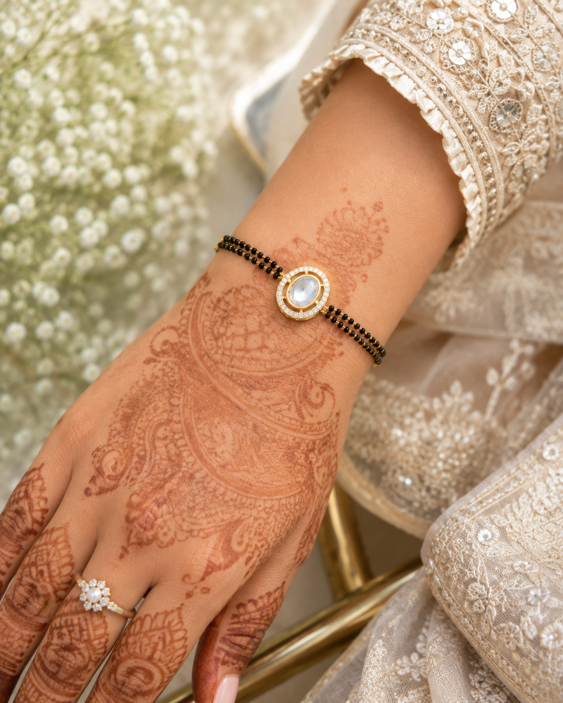Lakshita Hand Mangalsutra