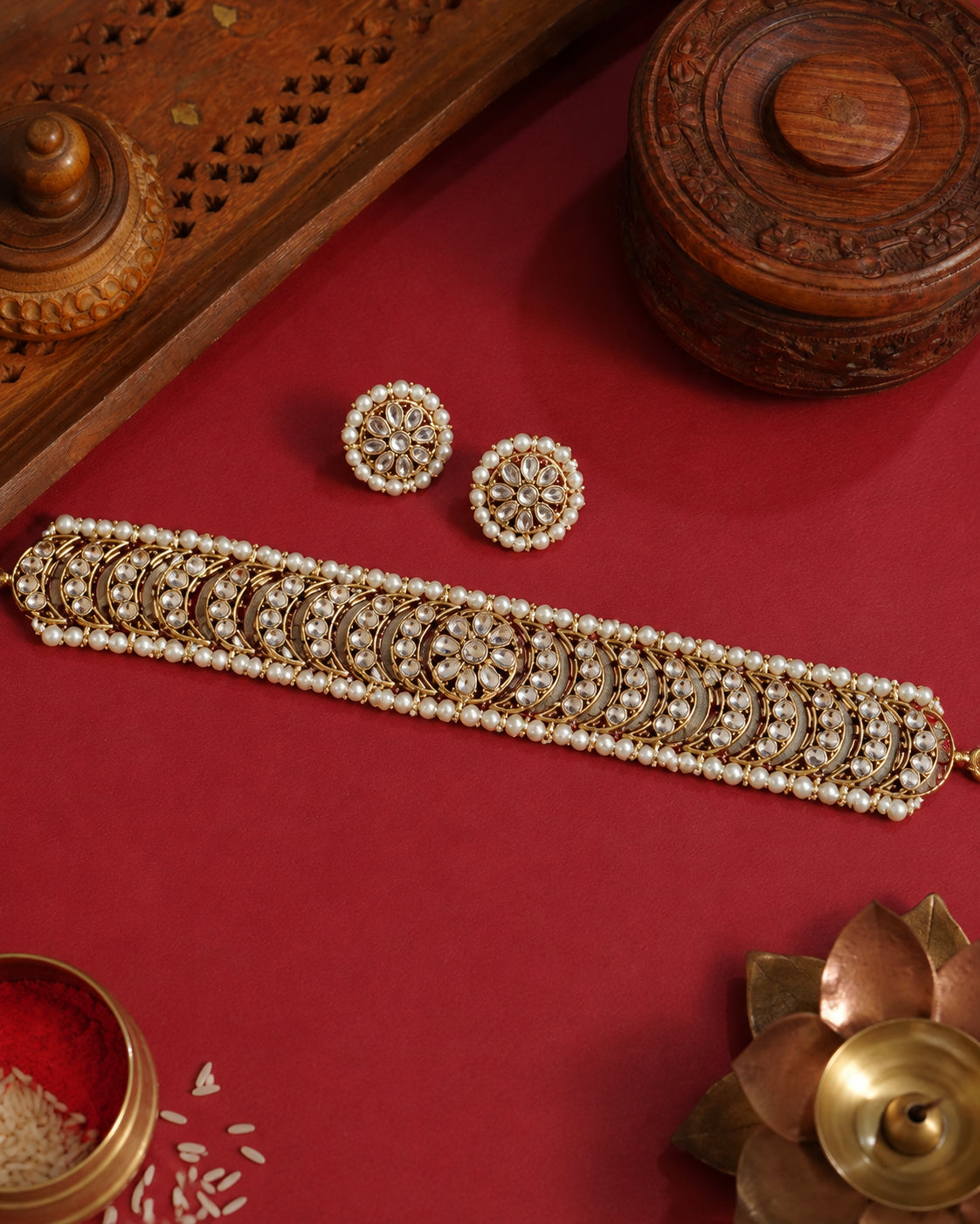Maya Sleek Choker