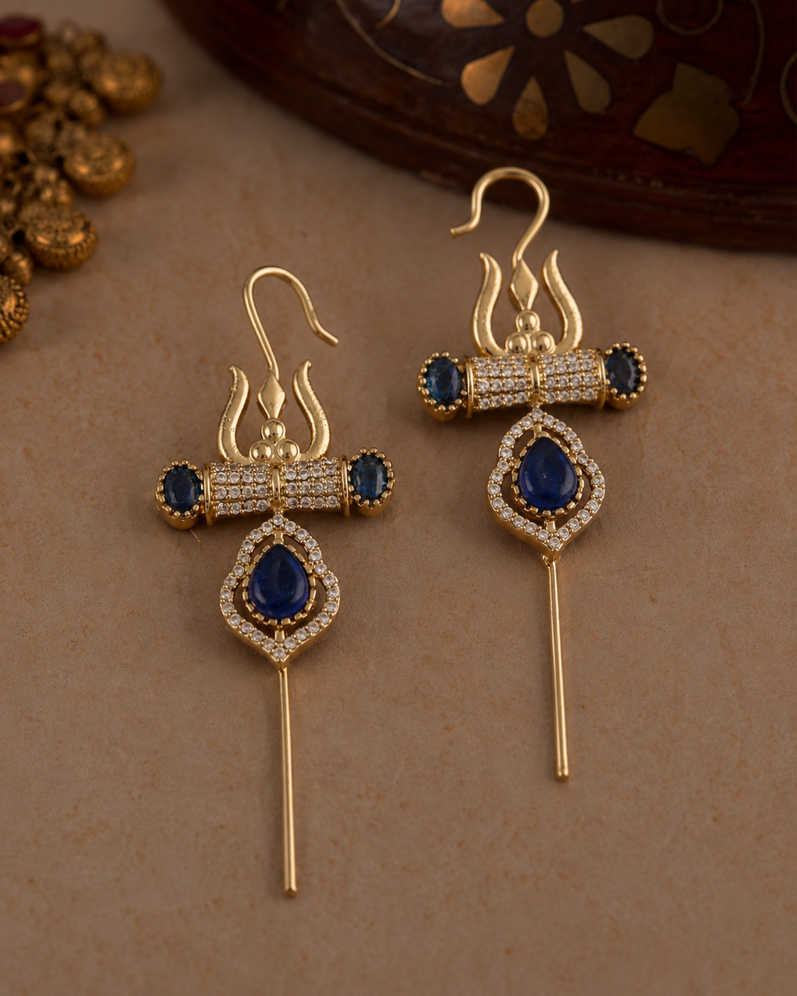 Blue Krisha Designer Ear-cuff Earring