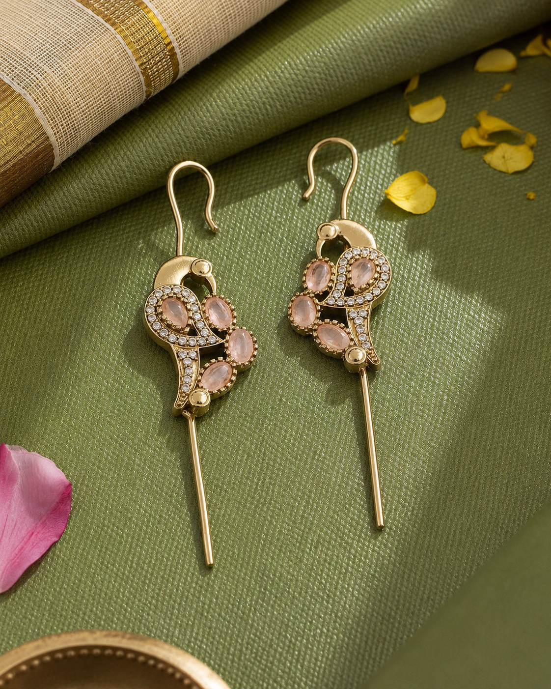 Blush Soreya Designer Ear-cuff Earring