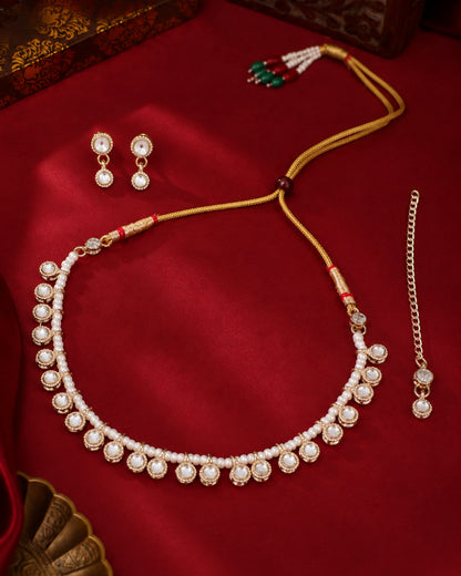 Sharini Choker Necklace Set With Earring and Maangteeka
