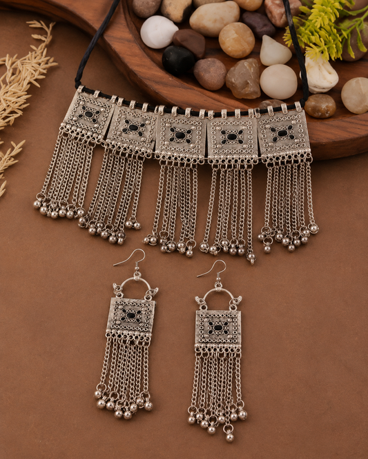 Silver Samaira Oxidised Necklace & Earrings Set