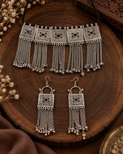 Silver Samaira Oxidised Necklace & Earrings Set
