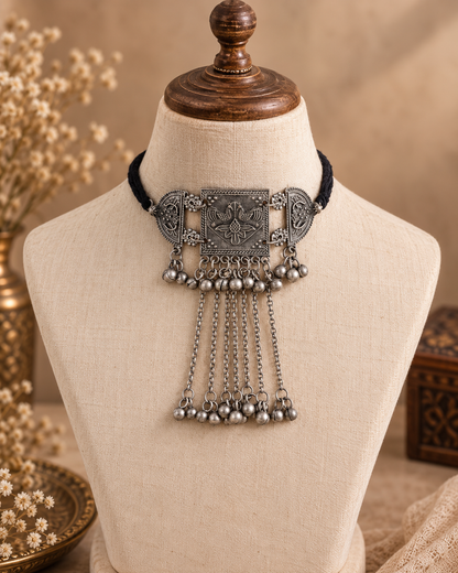Silver Manan Oxidised Choker