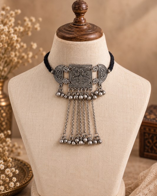 Silver Manan Oxidised Choker