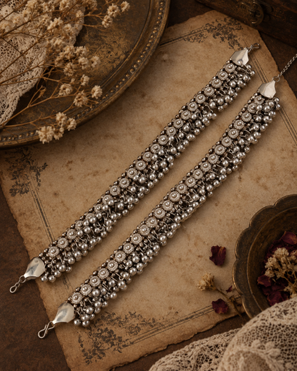 Silver Nirvaan Oxidised Payal