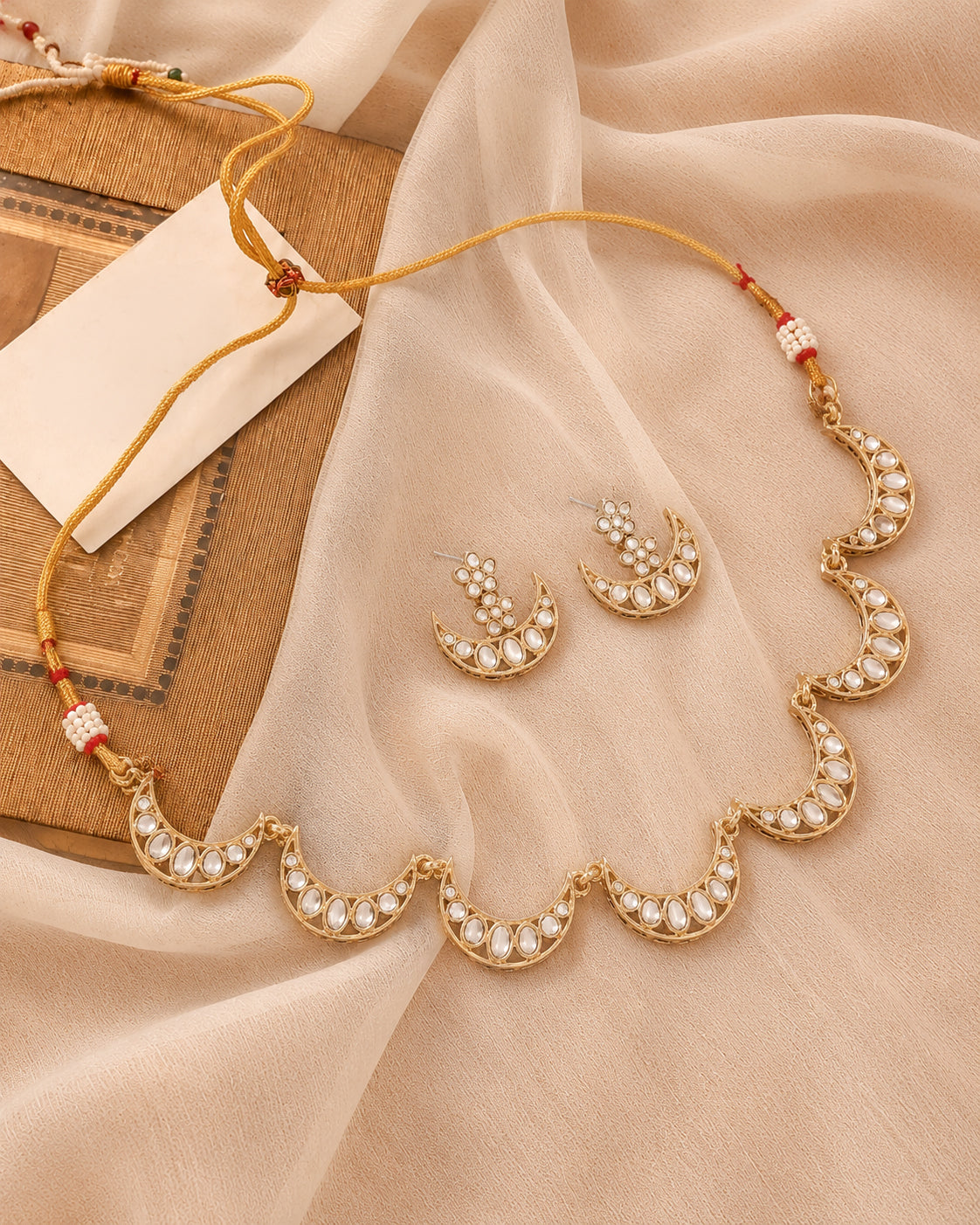 Chahna Premium Necklace with Earring