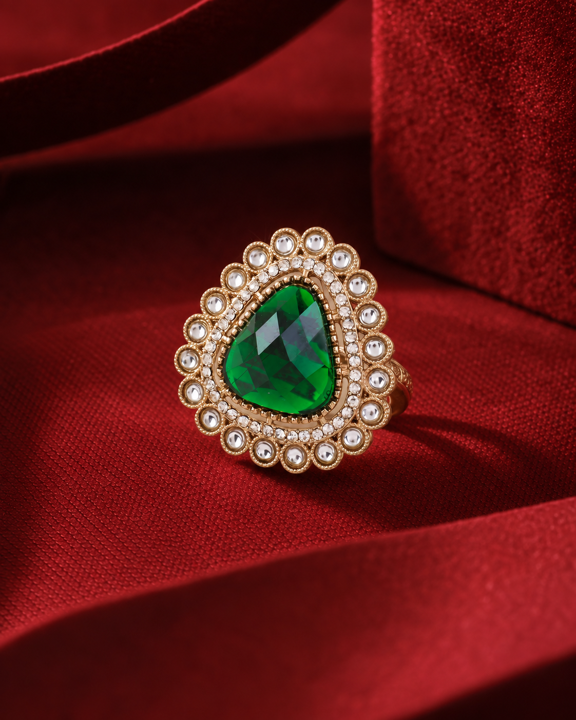 Green Kanishi Ethnic Ring