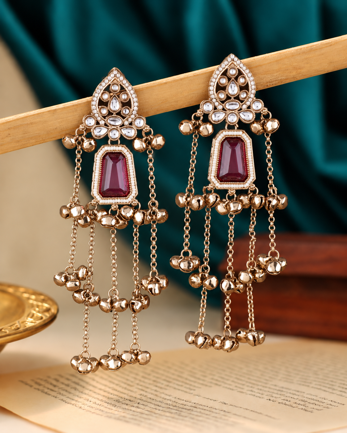 Onion Ekansh Kashmiri Look Ghunghru Jhumka Earring