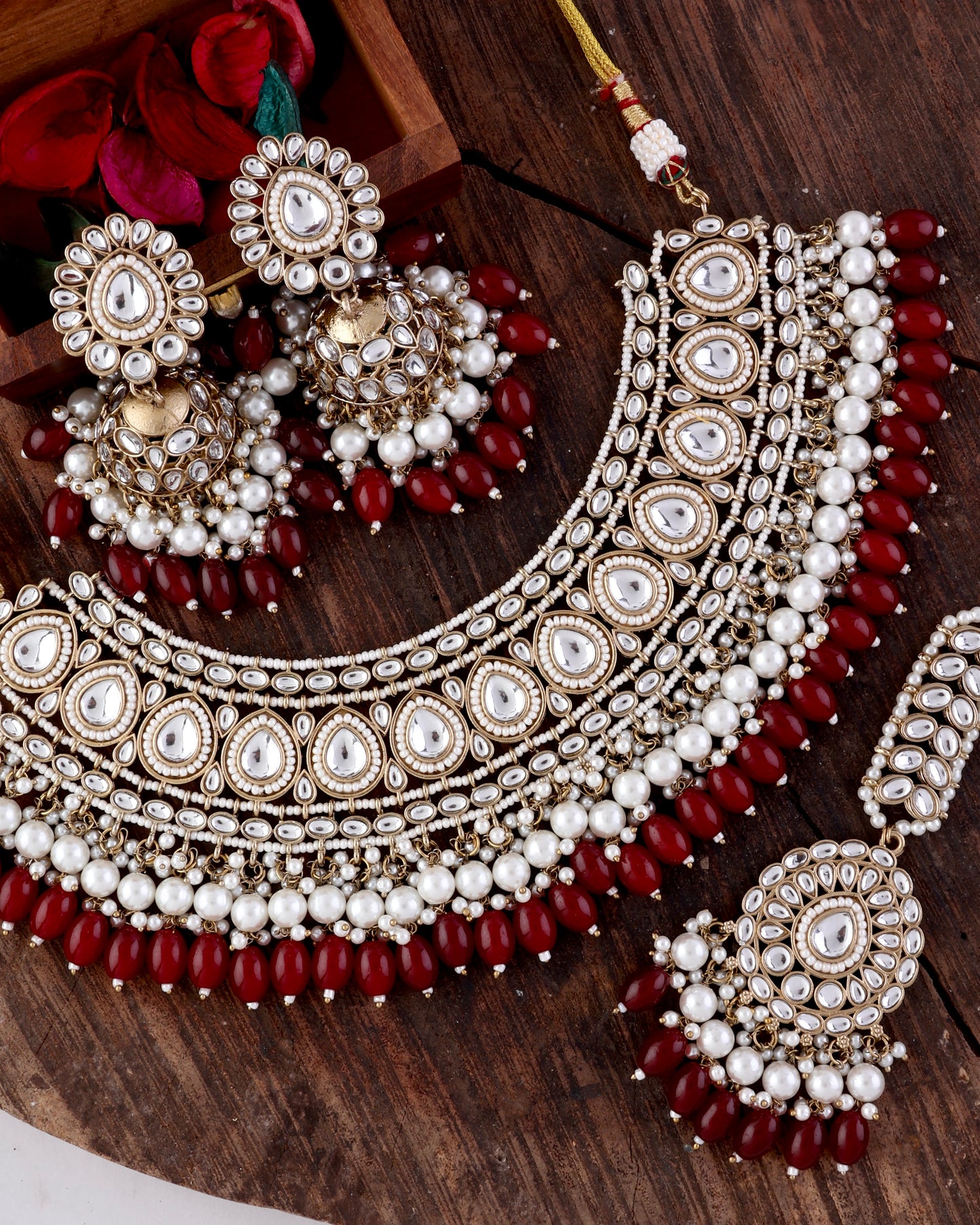Maroon Red Zaiba Necklace