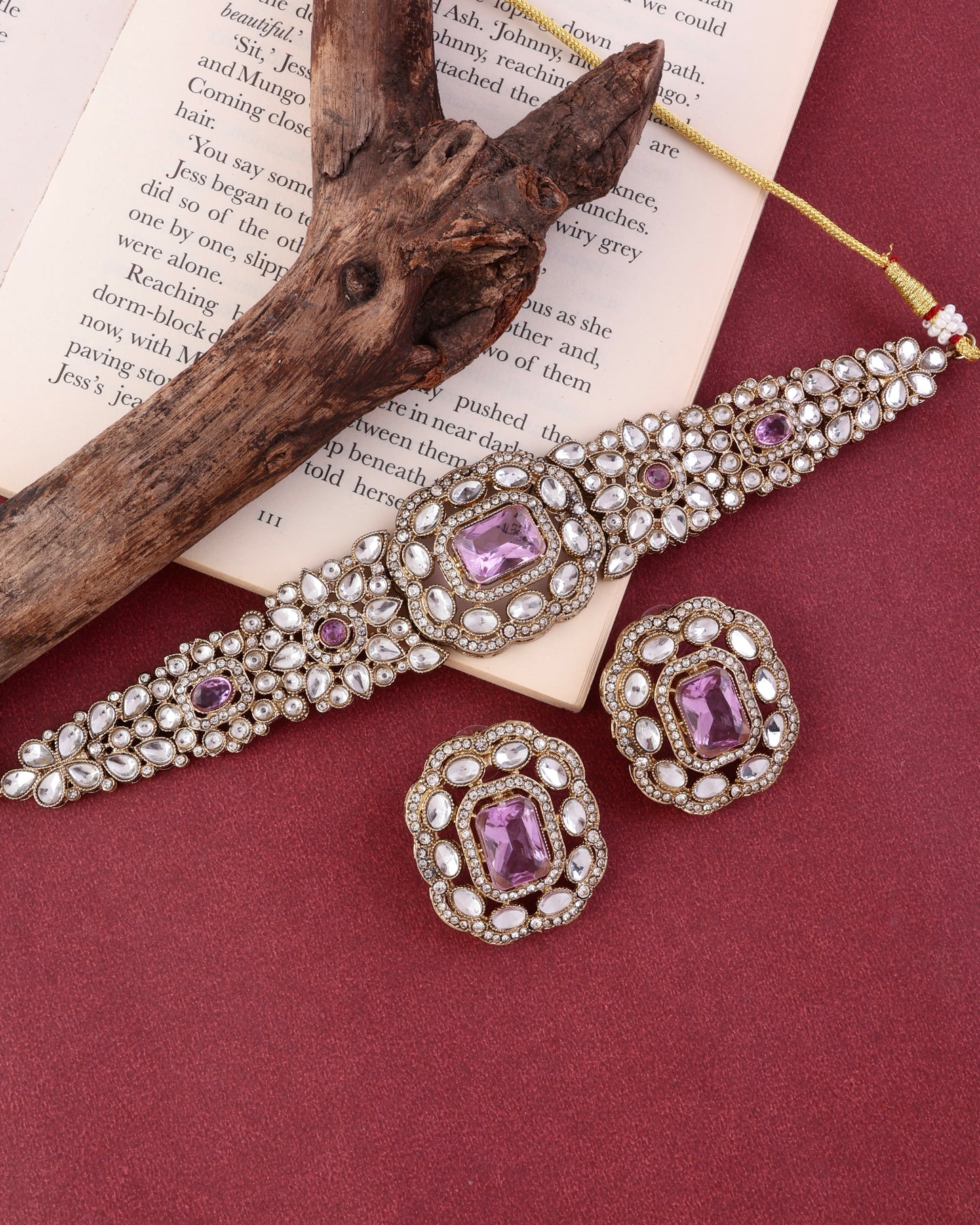 Lilac Gunveen Choker Necklace Earring