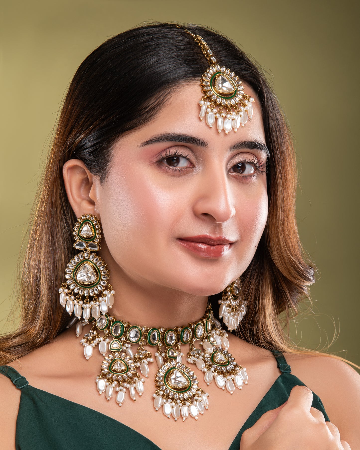 Rameeqa Designer Necklace Set with Earring and Mangteeka