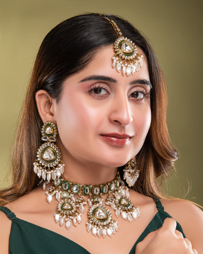 Rameeqa Designer Necklace Set with Earring and Mangteeka