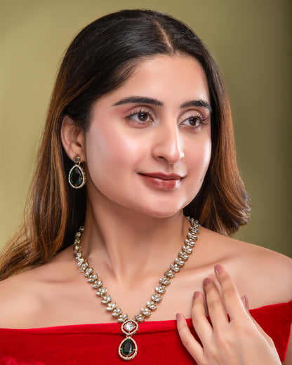 Green Yarvi Premium Kundan Necklace With Earrings